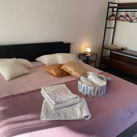 Orchidea Del Garda Peschiera del Garda